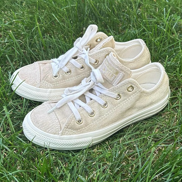 Converse Other - Converse All Star Low Top Lace Up Sneaker Girls 1 Ivory Egret Gold Metallic